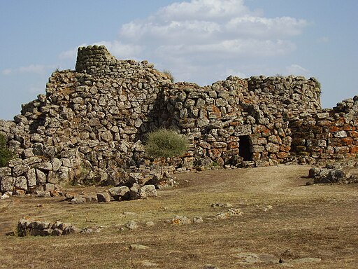 Nuraghe Arrubiu Orroli